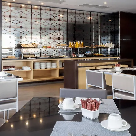 מלון Ac By Marriott 4*